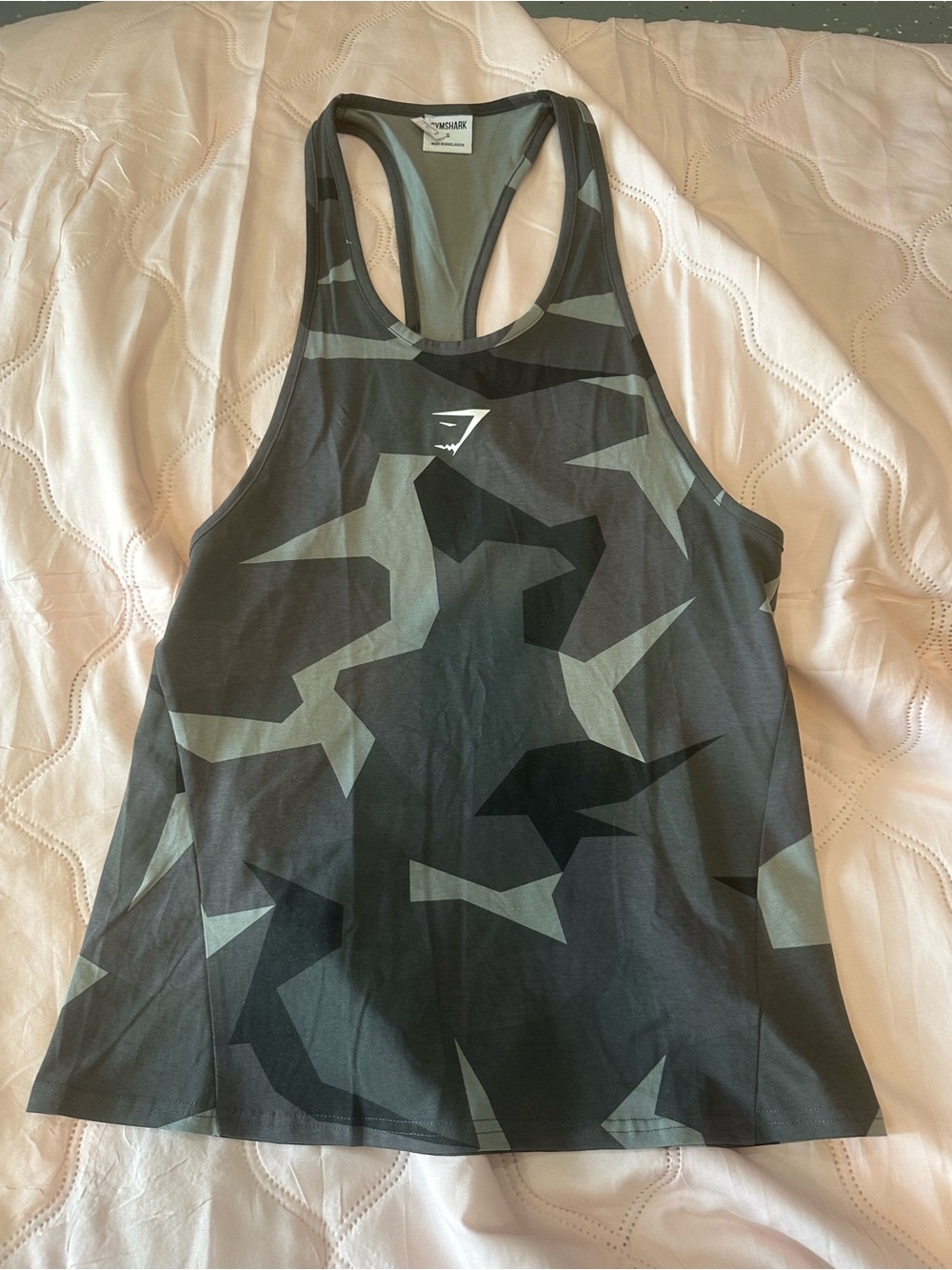 543. Gymshark small tank nwot